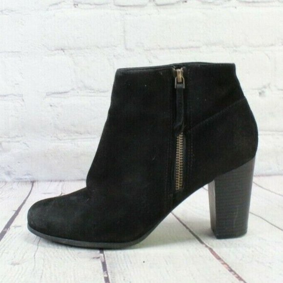 Cole Haan Grand.0S Davenport Black Suede Side Zip Heeled Ankle Boots Size 8 B - Picture 2 of 9